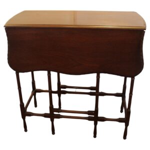 WOT-2649z: Early 20th Century Edwardian Period English Drop End Side Table