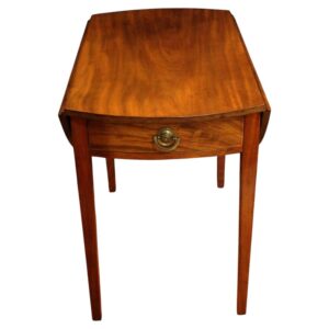 WOT-2668z: c. 1790-1810 Oval American Pembroke Table