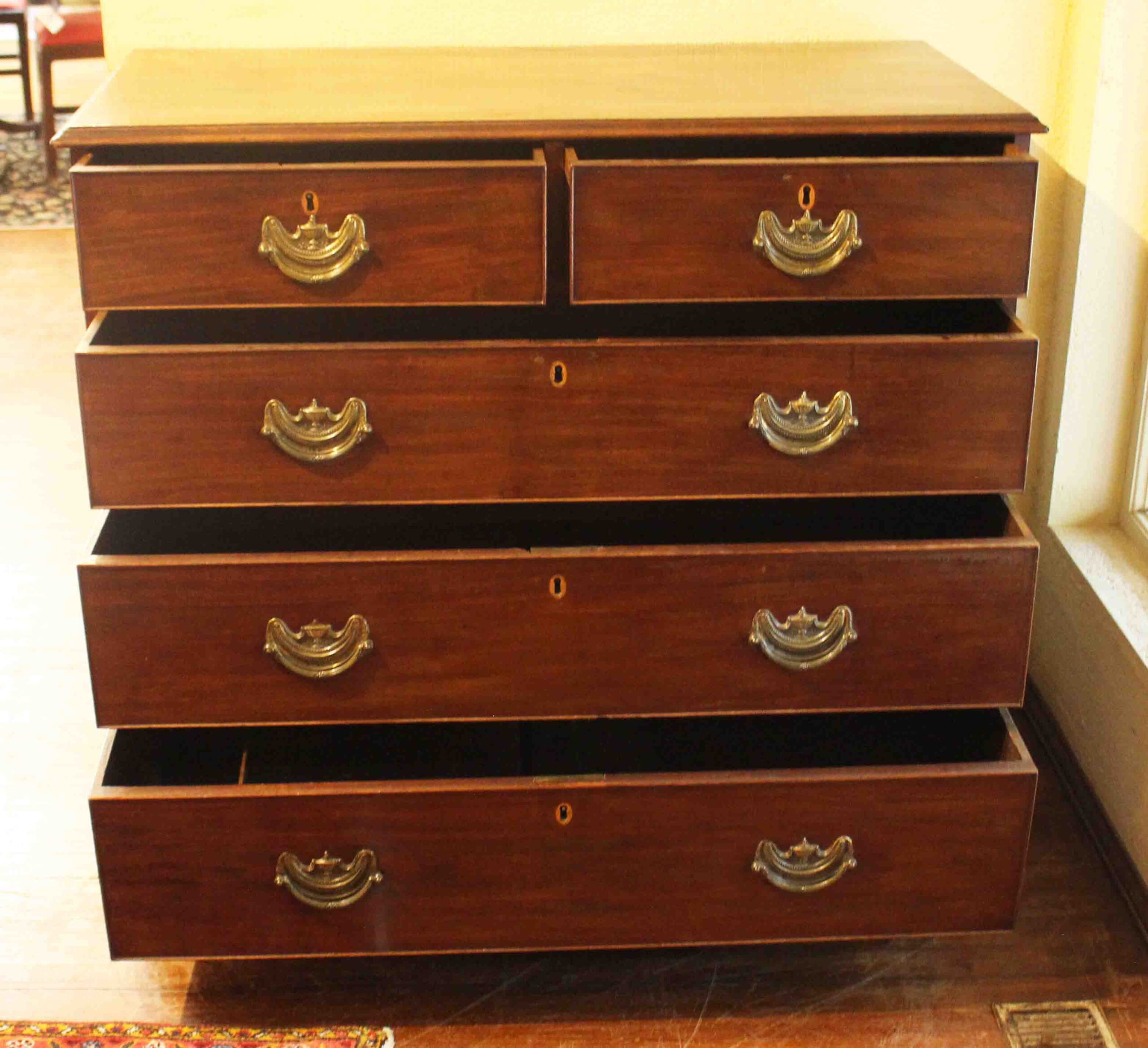 WCH-995: Circa 1770 English George III Period Chest of Drawers - Image 3