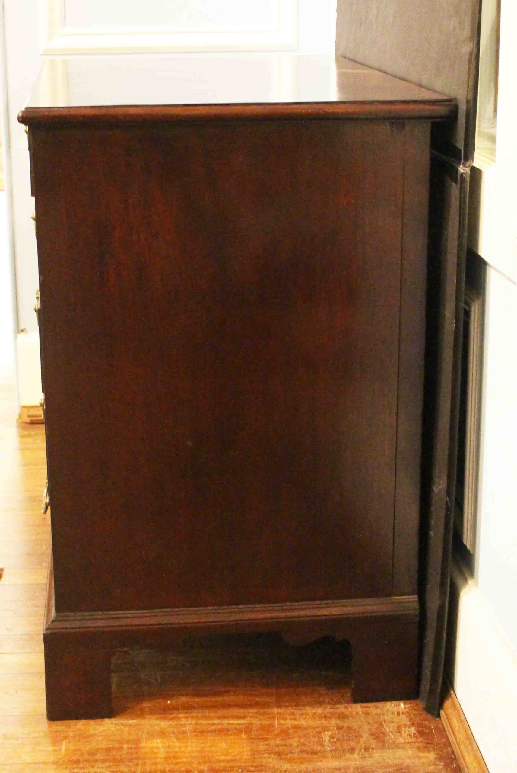 WCH-996: Circa 1760 English George III Period 5-Drawer Chest of Drawers - Image 2