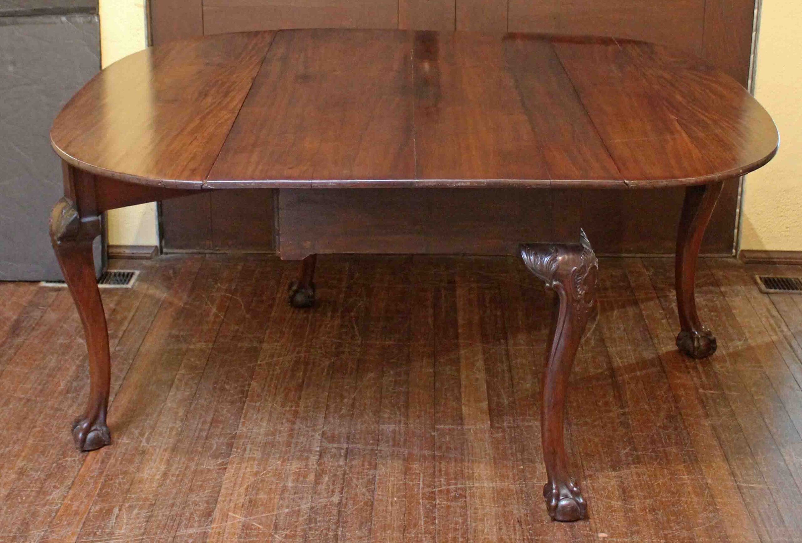 WDT-519z: Circa 1730-50 Irish Drop-Leaf Mahogany Table - Image 2