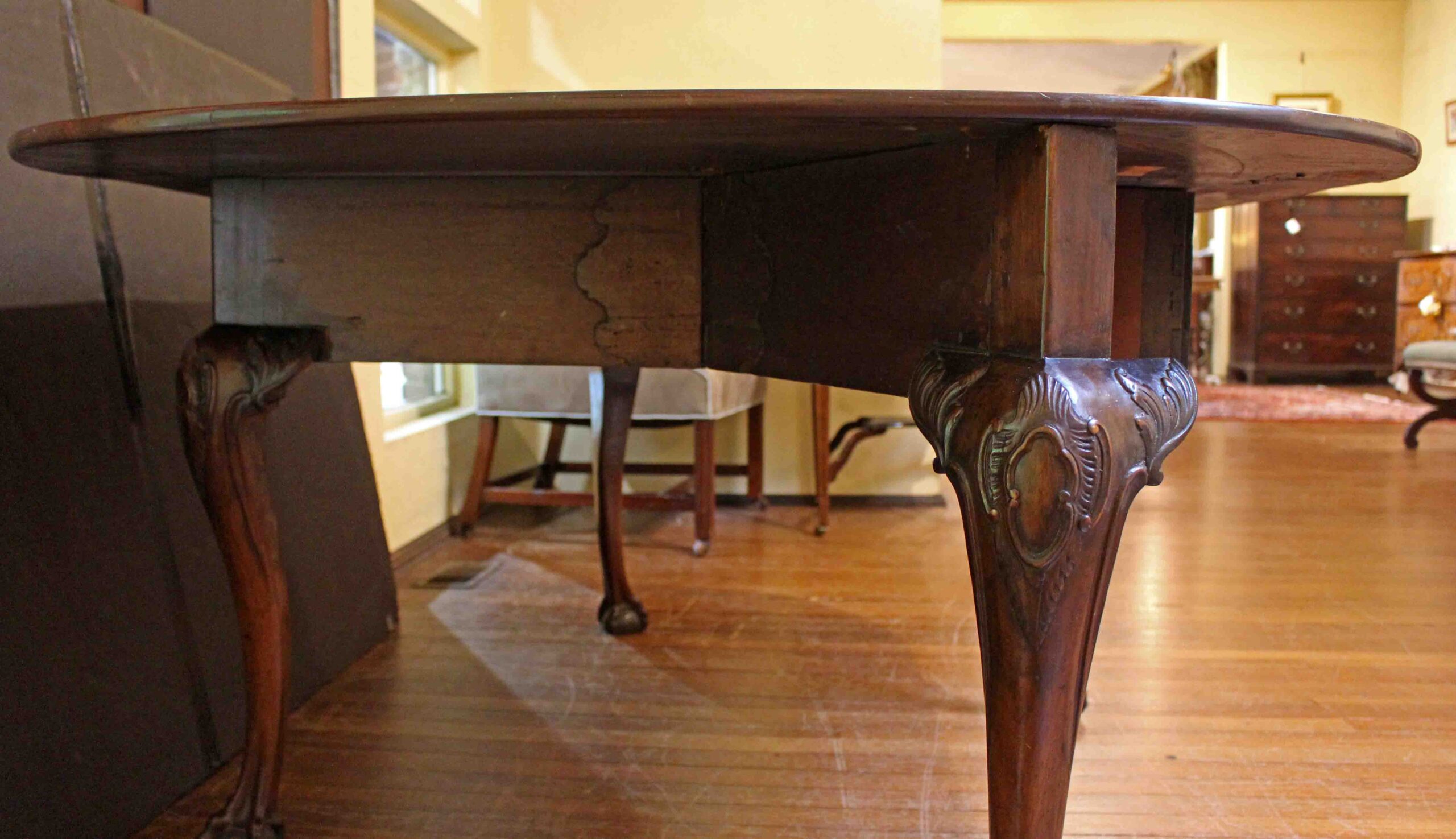 WDT-519z: Circa 1730-50 Irish Drop-Leaf Mahogany Table - Image 6
