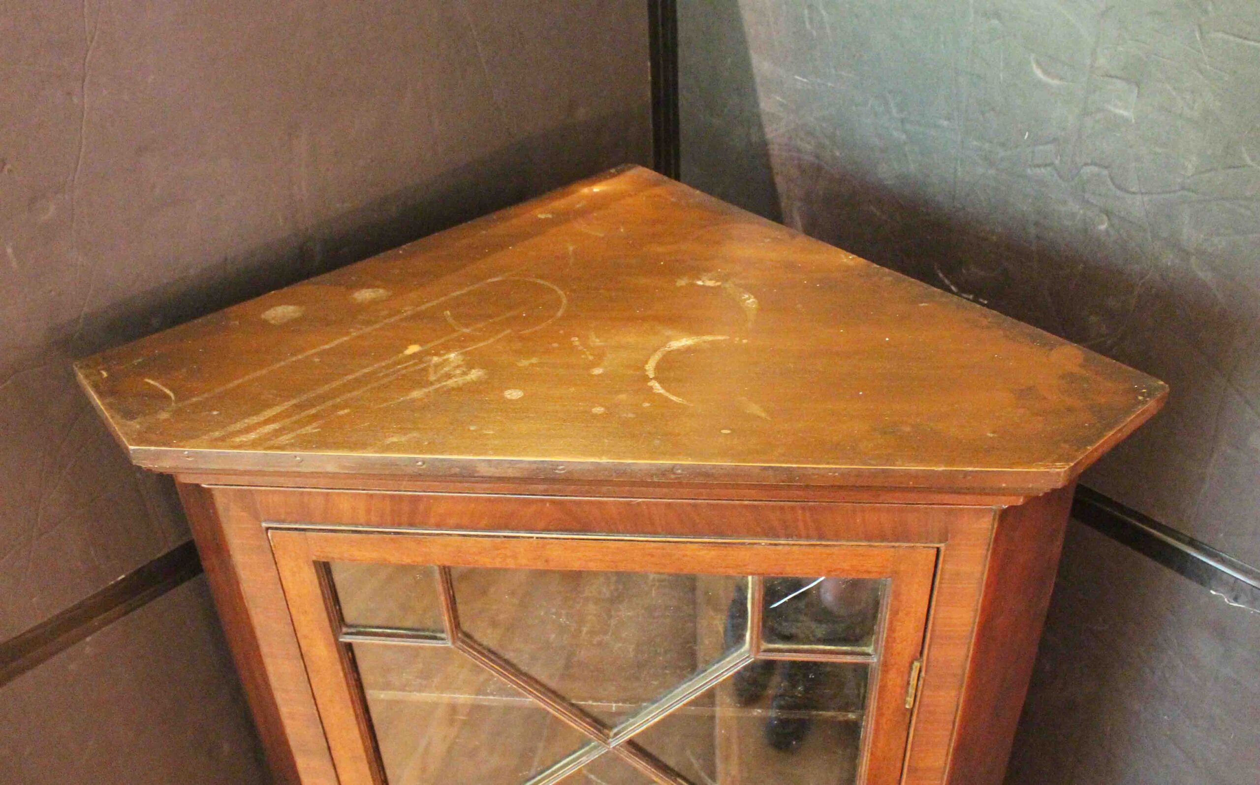 WOF-2650z: Mid-Late 18th Century English Georgian Hanging Corner Cabinet - Image 2