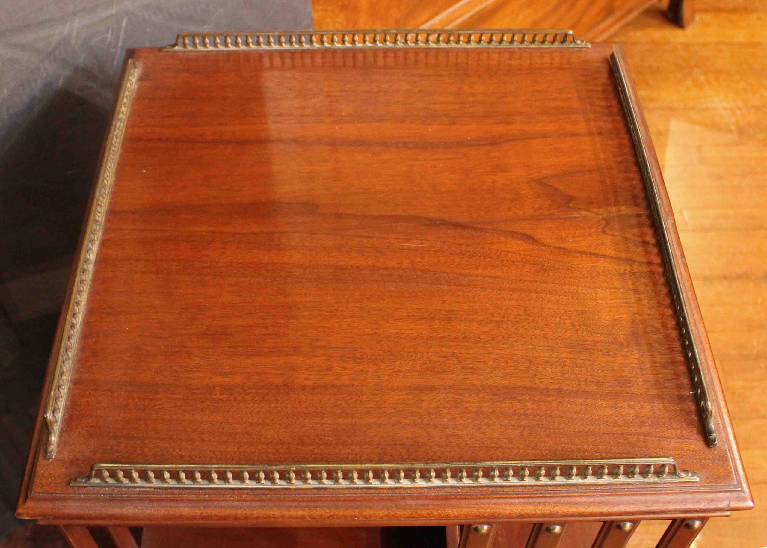 WOF-2655: Early 20th Century English Mahogany Revolving Bookcase - Image 3