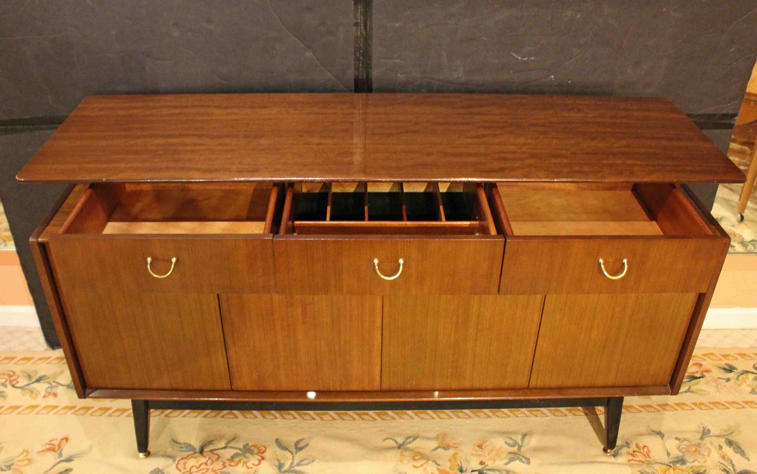 WOF-2667: Mid Century Modern English G-Plan "Librenza" Credenza - Image 2