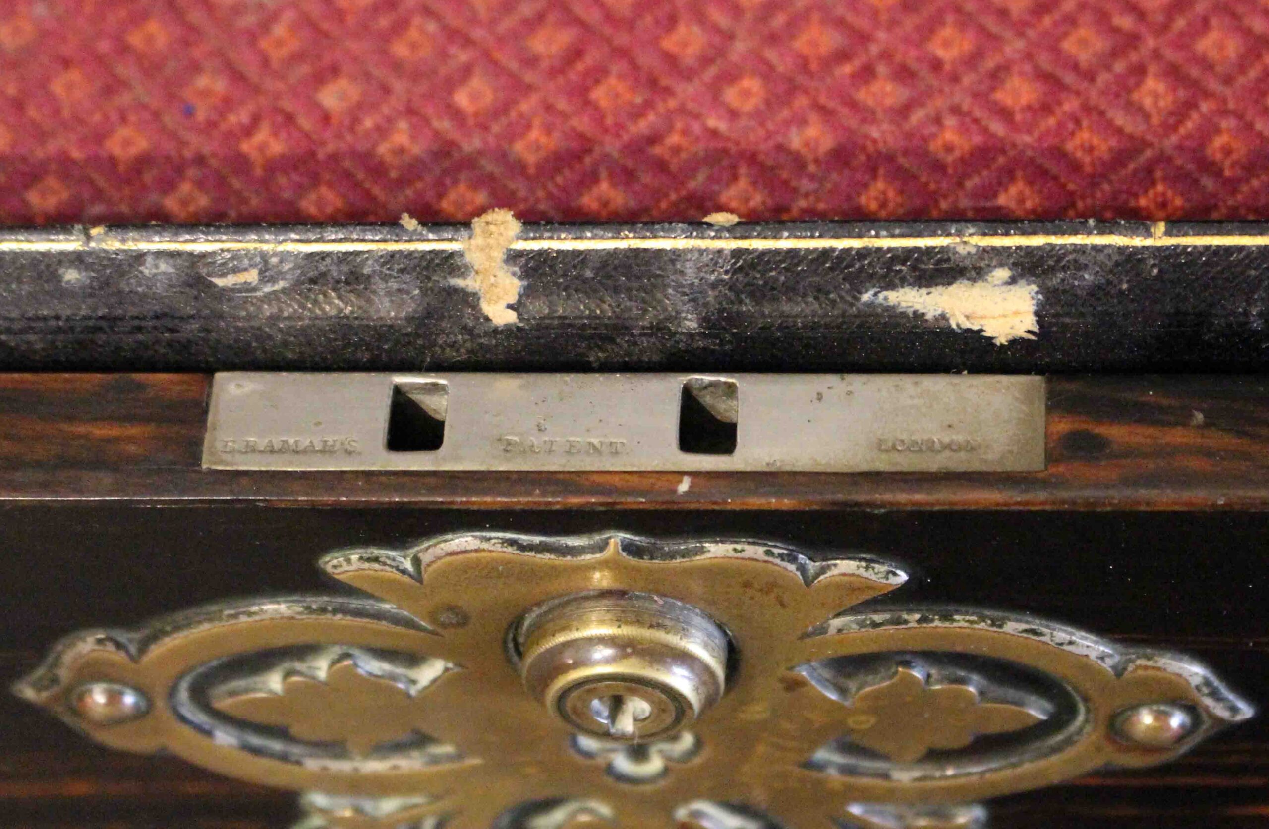 WB-1580: c. 1880 English Coromandel Brass Mounted Jewelry Box - Image 7