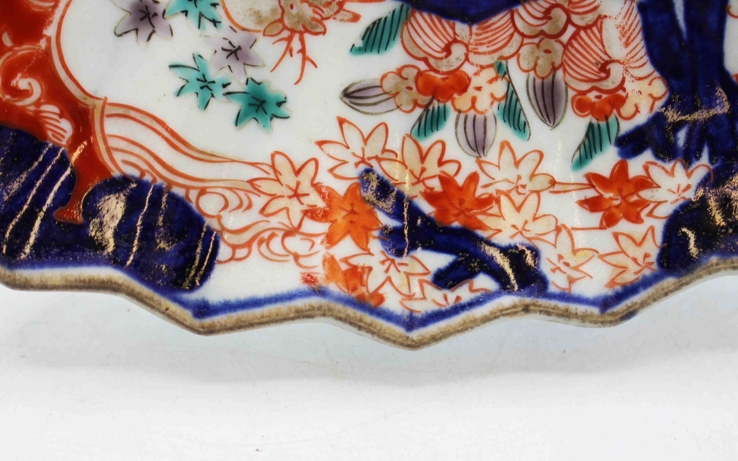 WCI-8342: Circa 1860s Japanese Double Fan Motif & Shape Imari Chop Plate - Image 5