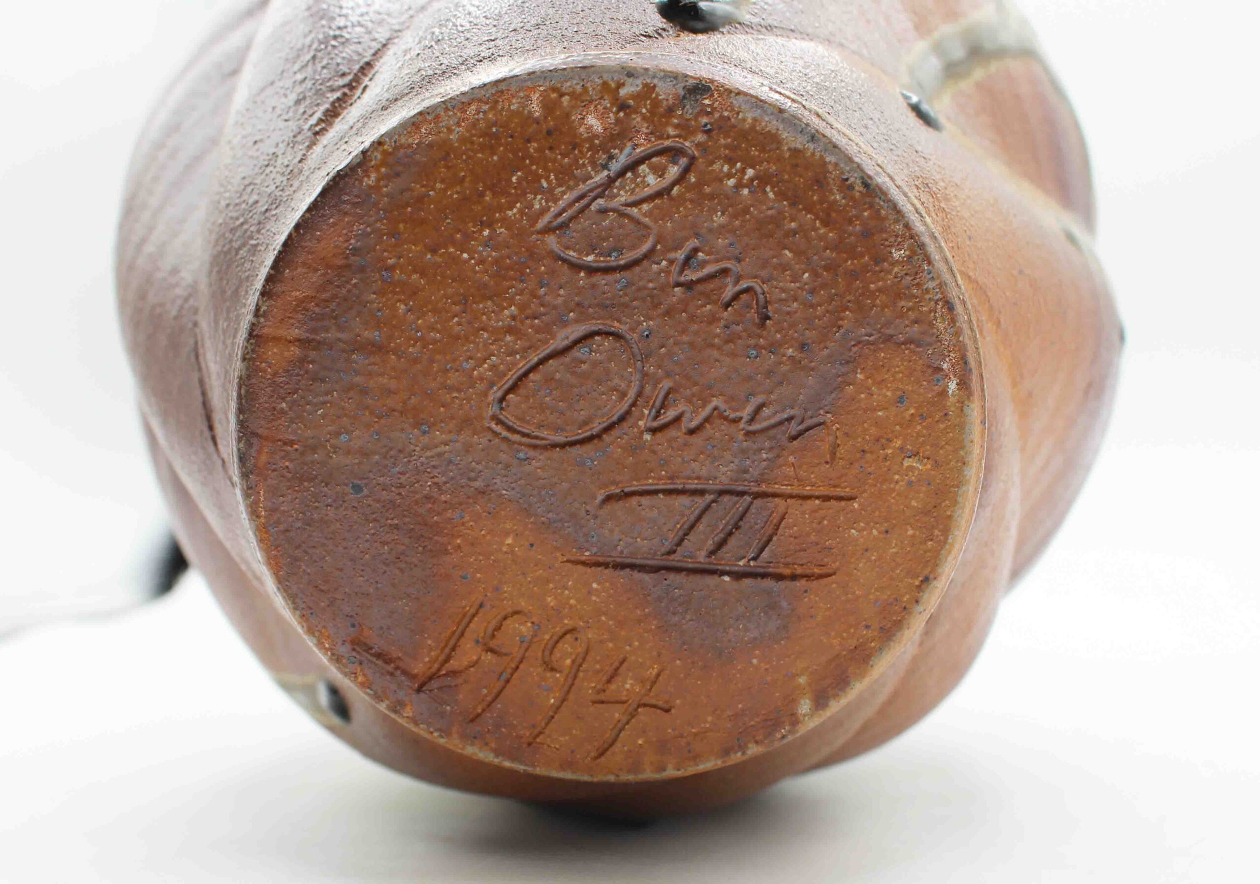 WCI-9099z: 1994 Swirlled Body Pottery Frogskin Vase by Ben Owen III - Image 2