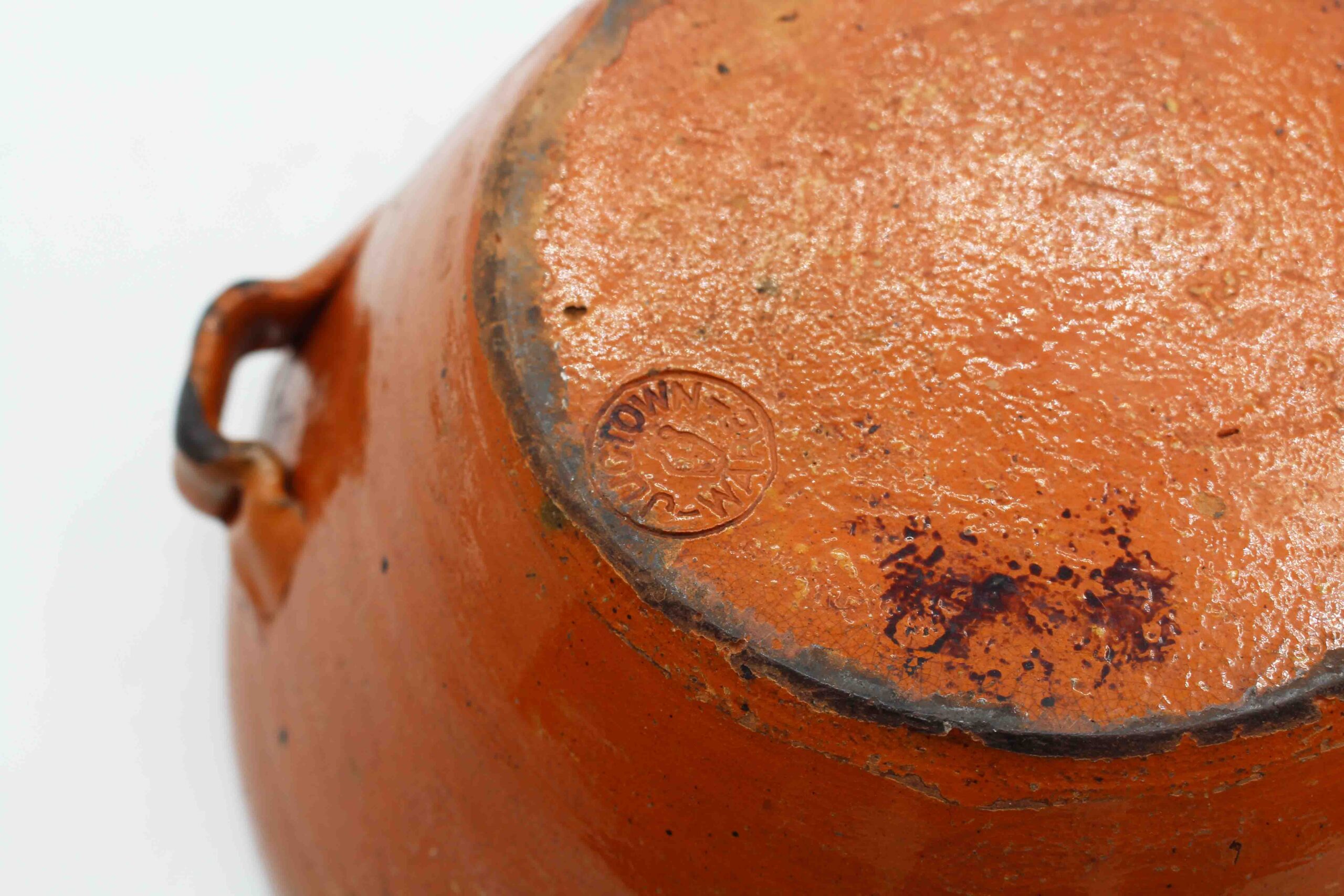 WCI-9108z: Circa 1930s American Ben Owen I Large Pottery Covered Bowl - Image 3