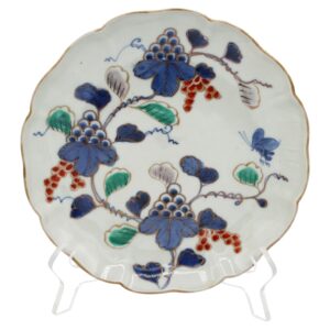 WCI-9210: Late 18th-Early 19th Century Japanese Lobed Arita Plate