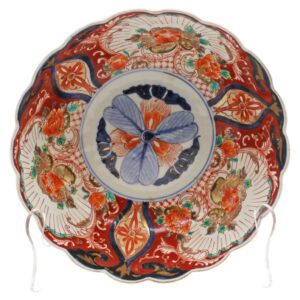WCI-9252: Circa 1860-80 Japanese Imari Scalloped Edge Bowl