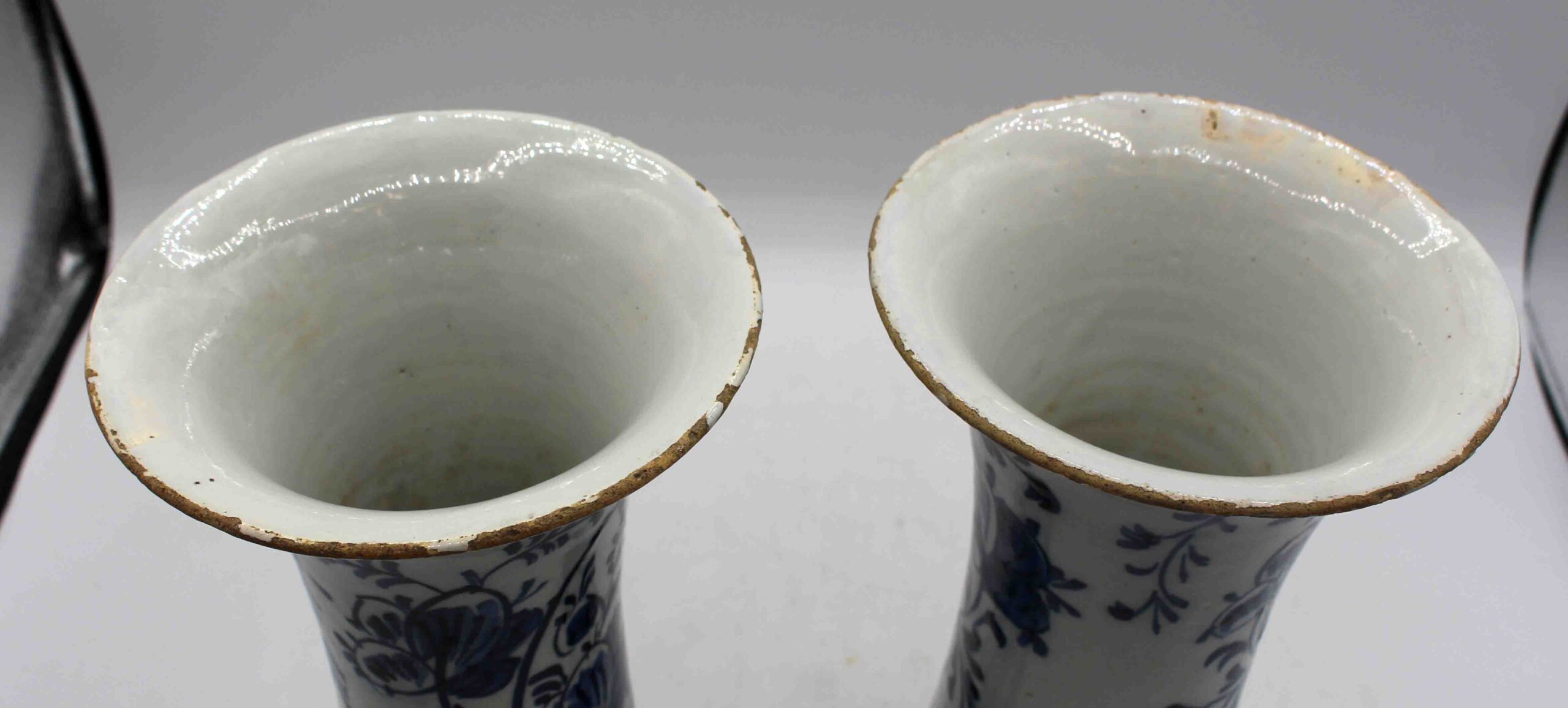 WCI-9271: Pair of c. 1800 Delft Blue and White Vases - Image 3