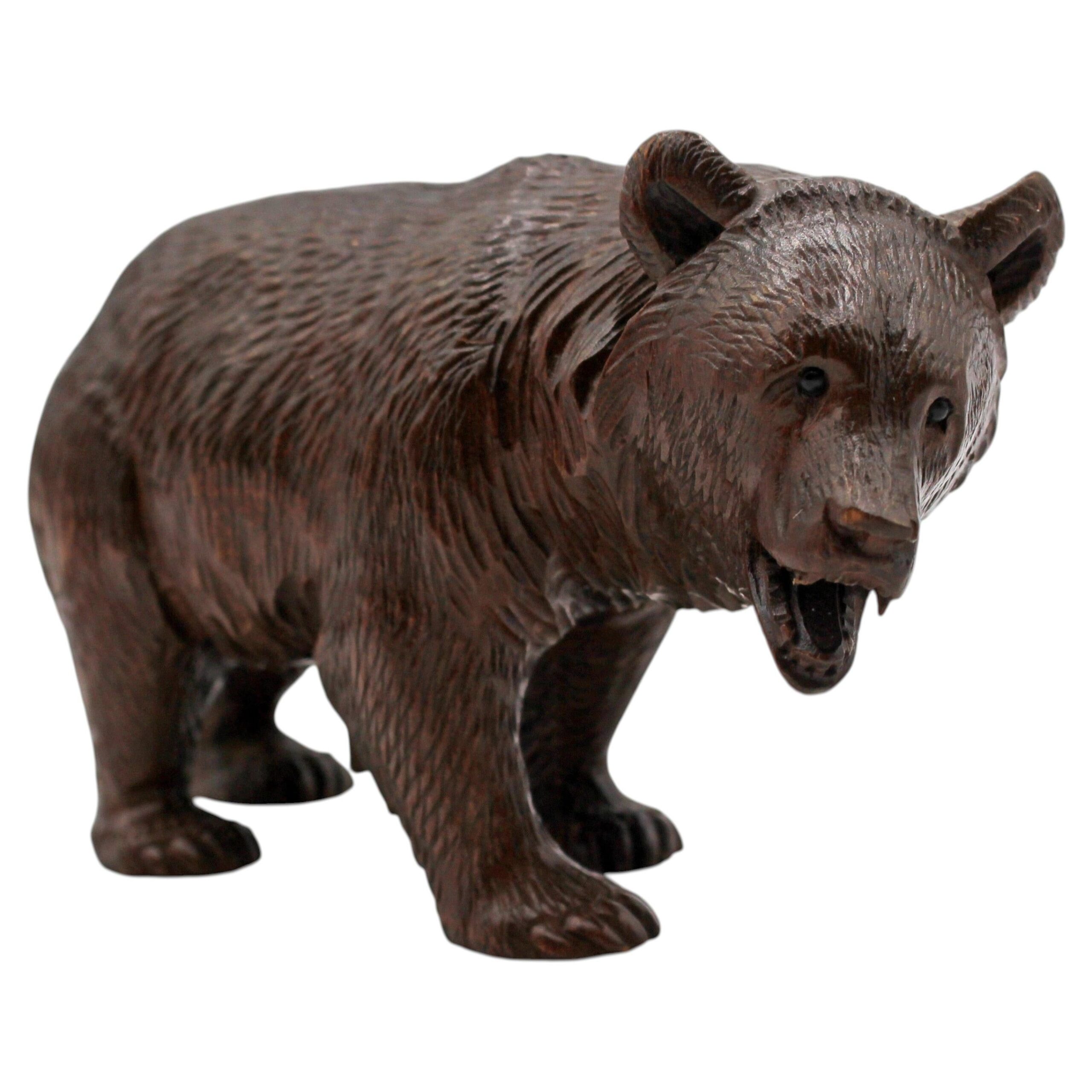 WCO-3829: Circa 1900 Swiss Small-Medium Size Strolling Black Forest Bear