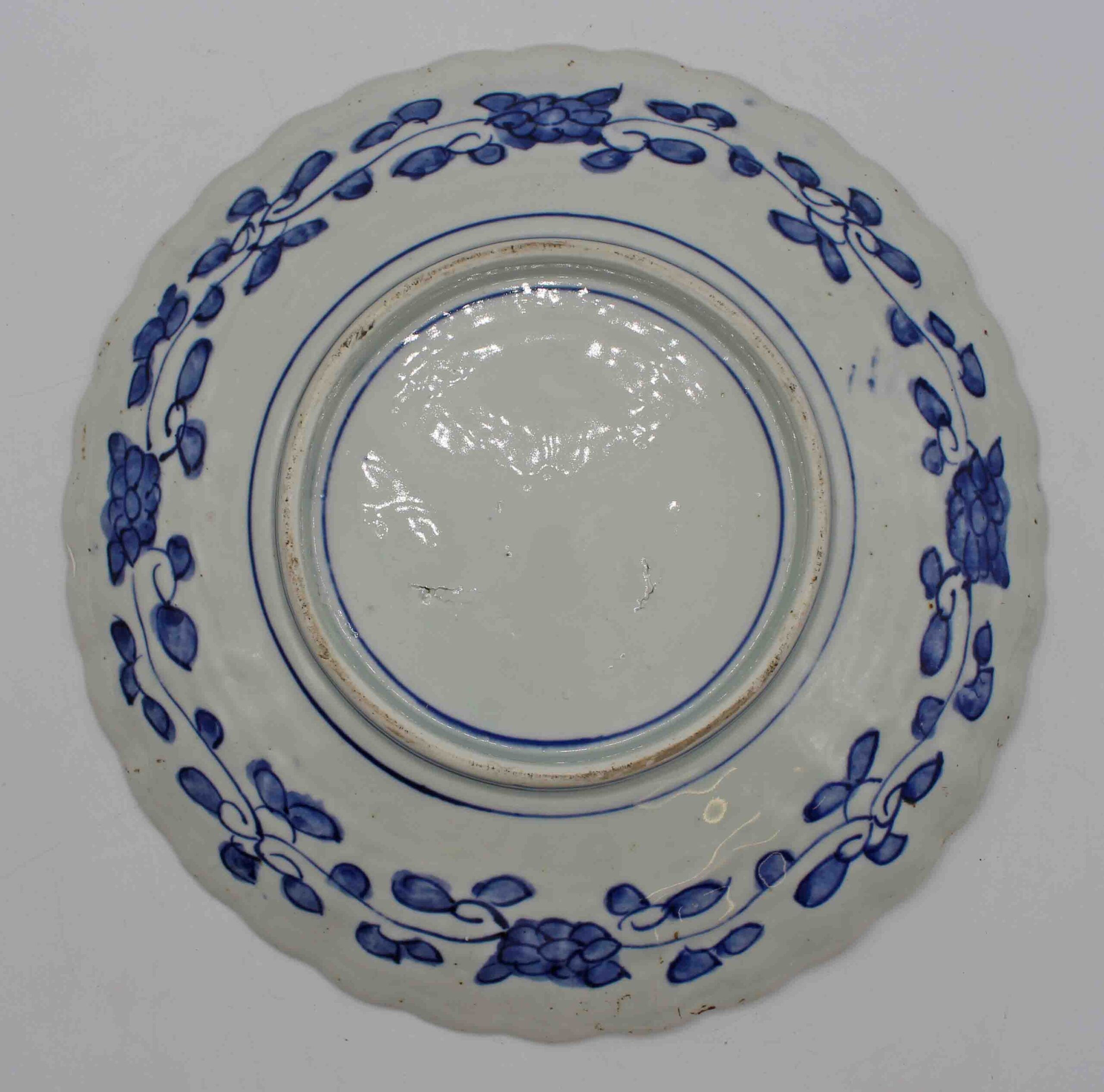 WCI-8971: Circa 1870 Japanese Imari Scalloped and Molded Chop Plate - Image 3