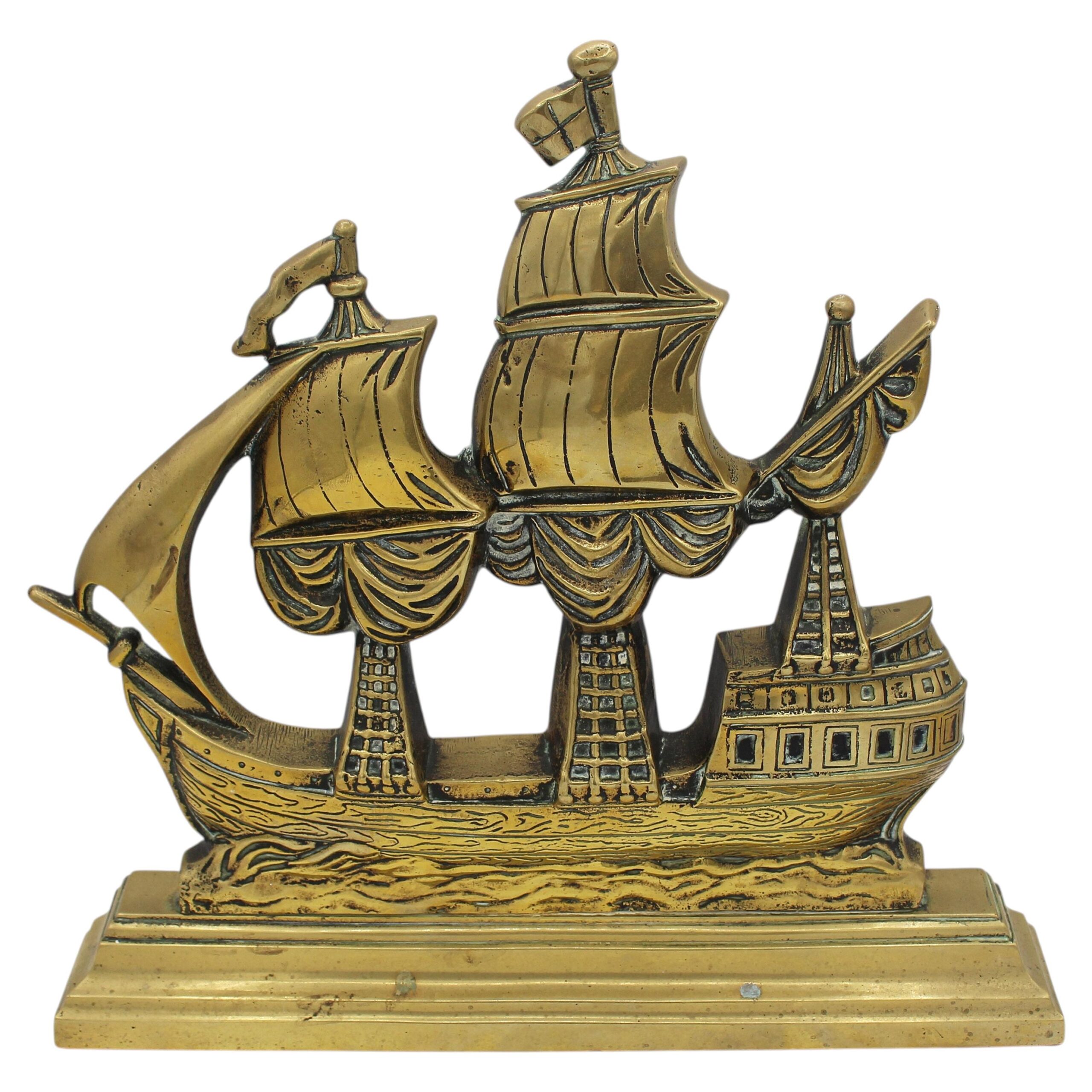 WDA-1804: Circa 1900 English Large Brass Ship Doorstop