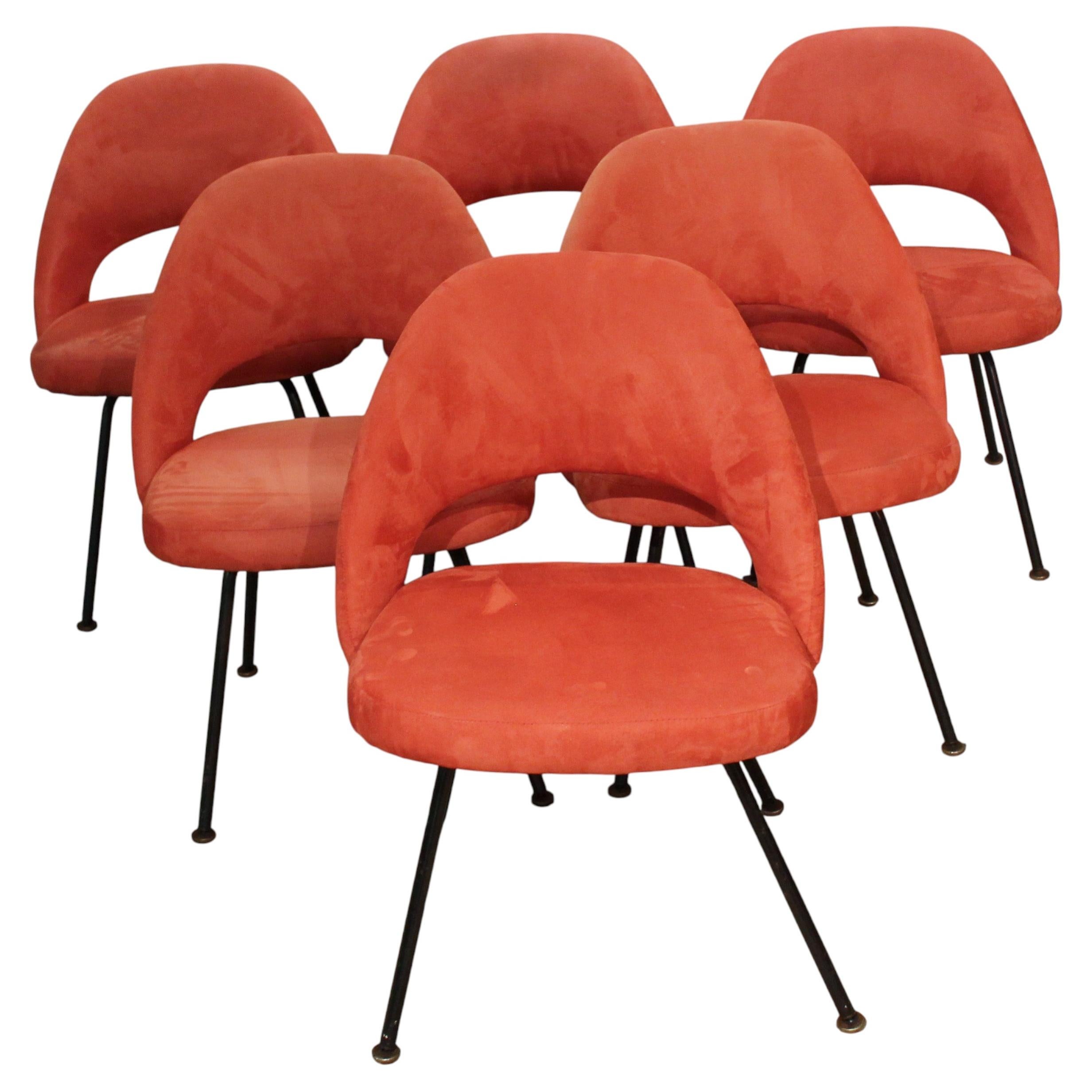 WDC-606z: Circa 1960 Set of Six Eero Saarinen Executive Side Chairs