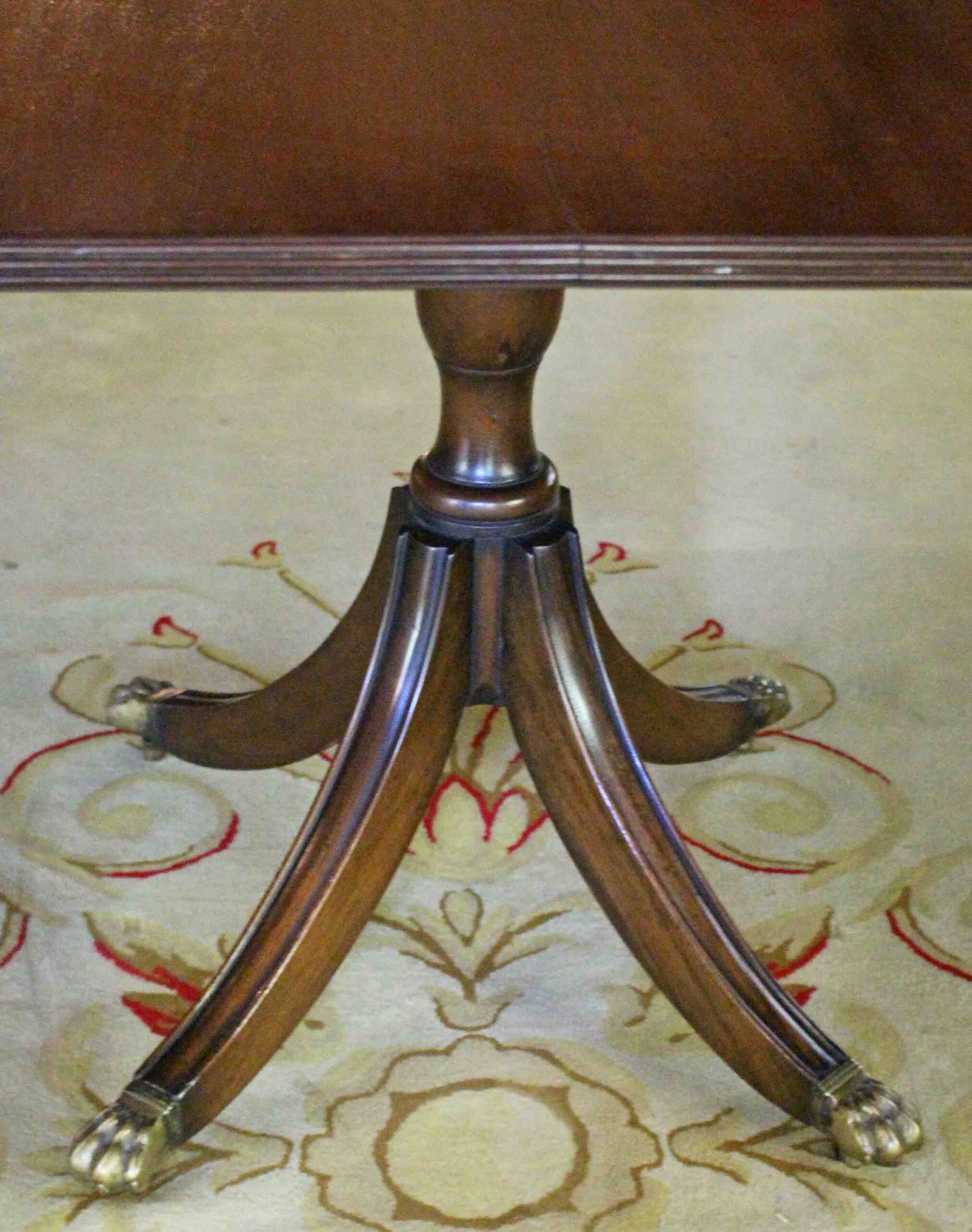 WDT-520: Early 19th Century English Regency Triple Pedestal Dining Table - Image 3