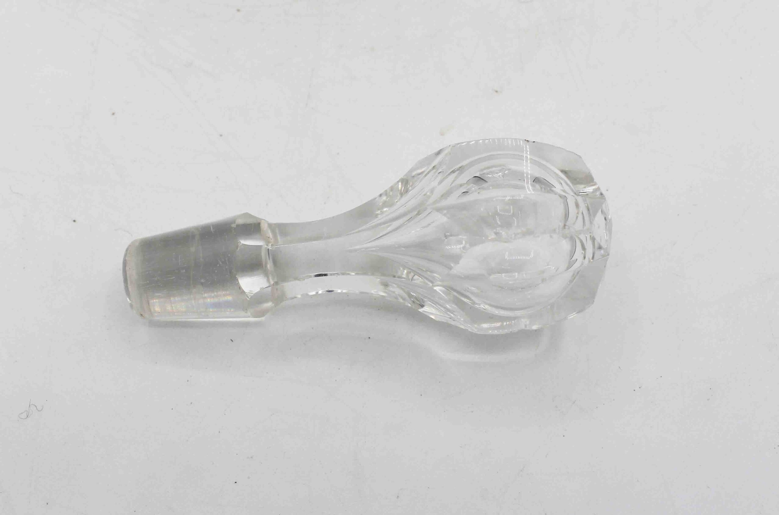 WG-2983: Circa 1880 Anglo-Irish Round Slender Neck Decanter With Stopper - Image 2