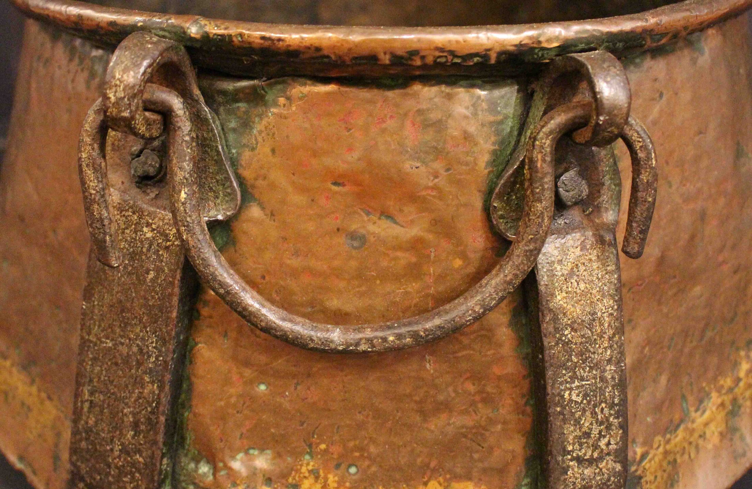 WMI-3833: Circa 1900 English Arts & Crafts Copper & Iron Cauldron - Image 4