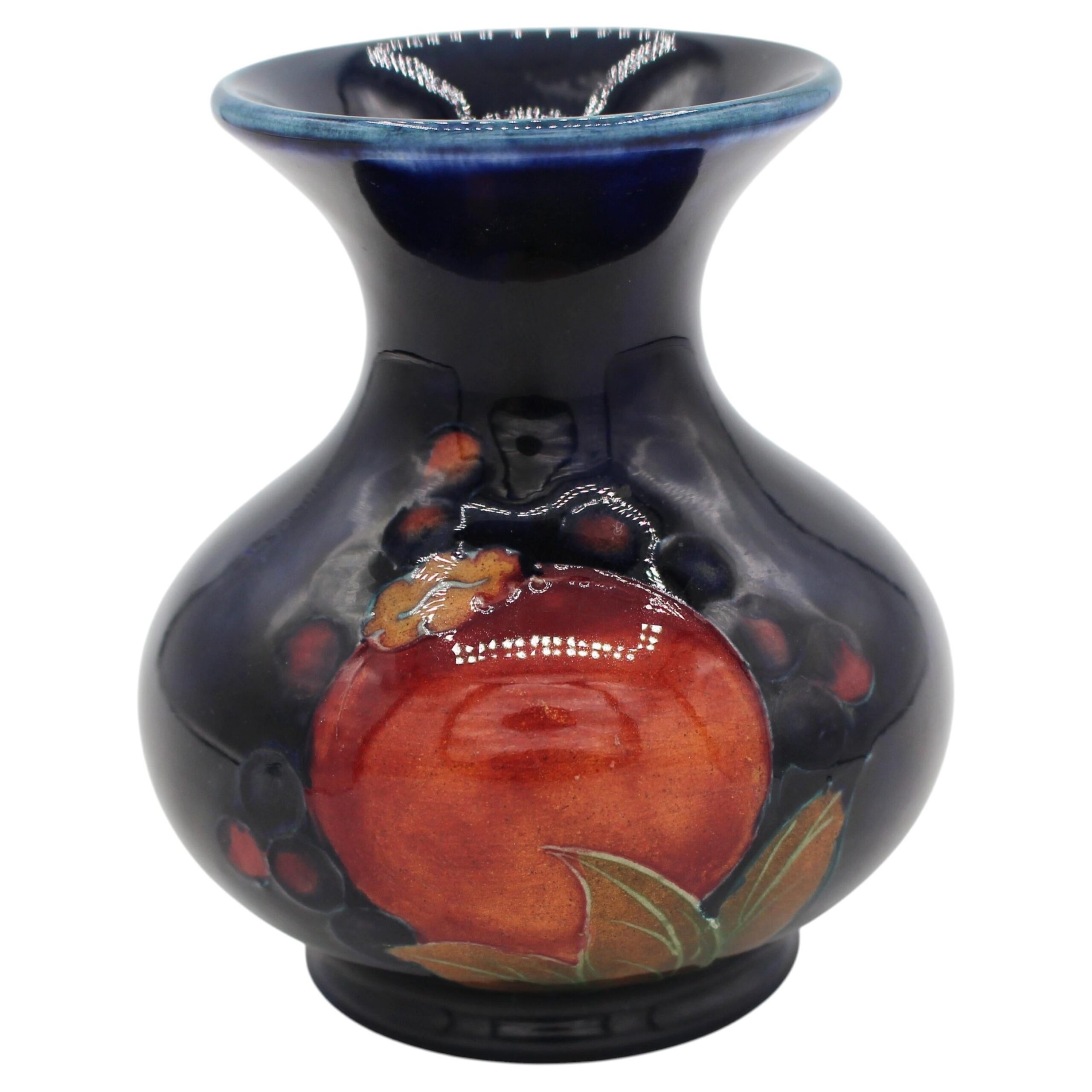 WCI-9300z: Circa 1928-1936 English Small Moorcroft Pomegranate Pattern Vase
