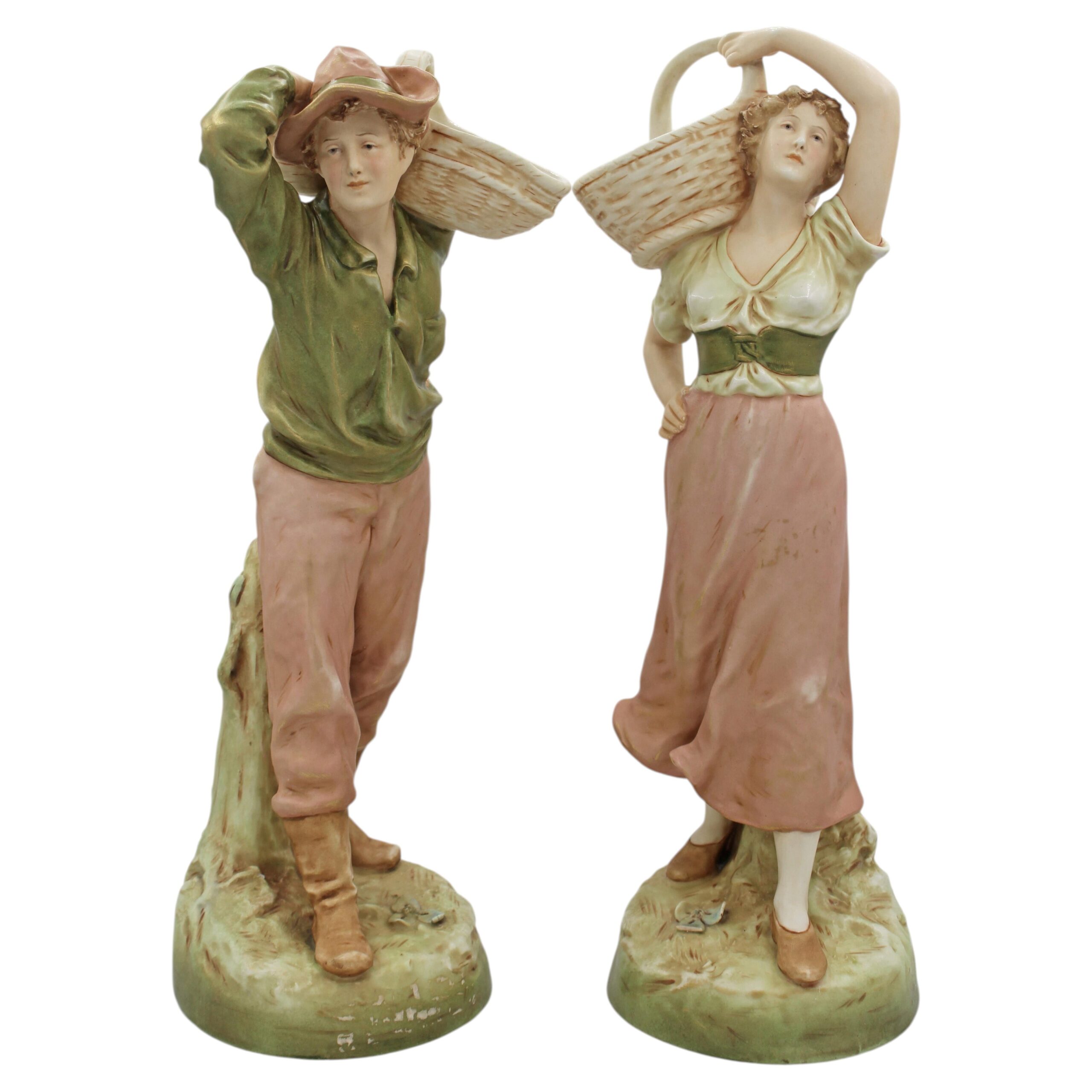 WCI-9304z: 1912-1918 Pair of Royal Dux Bohemia Porcelain Figures