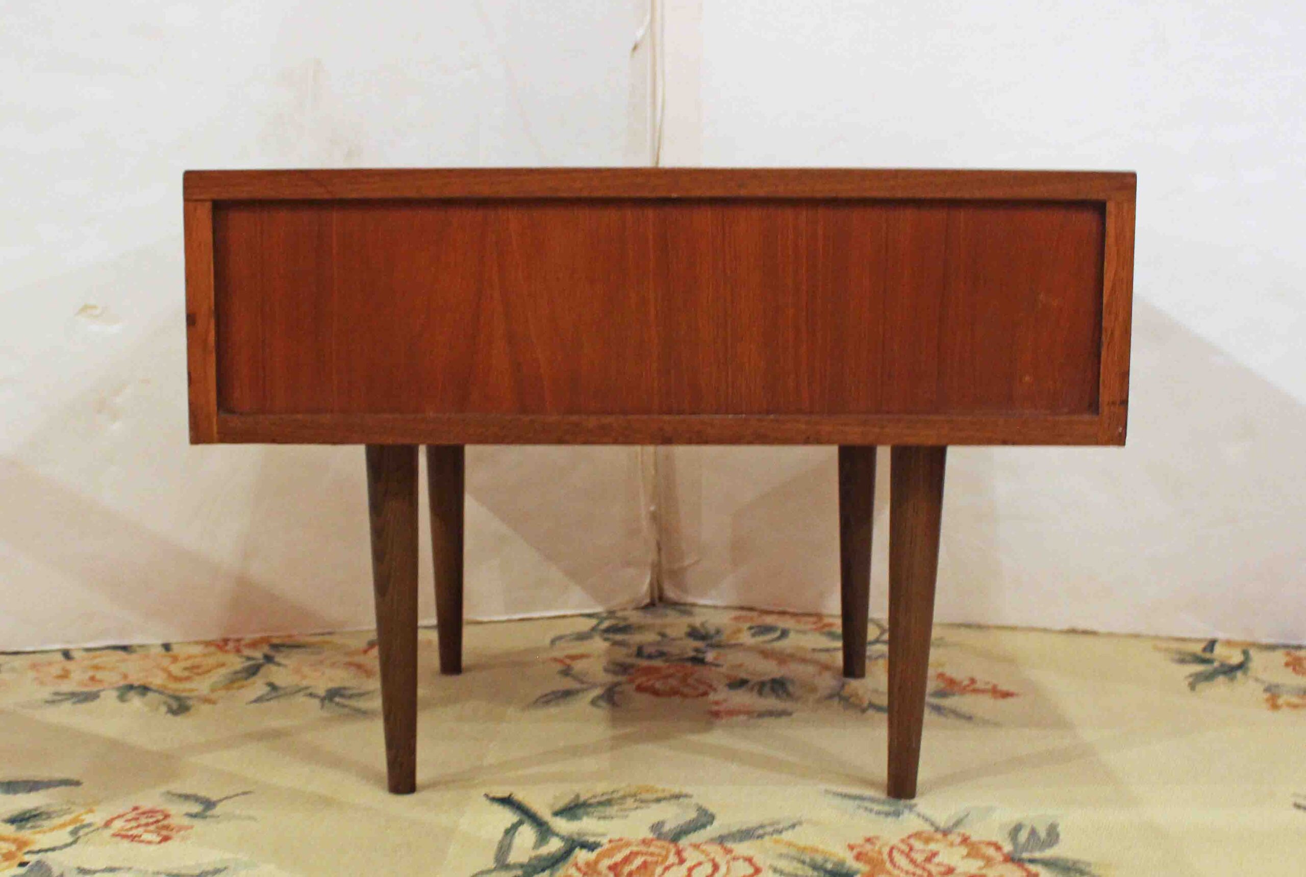 WOT-2715: 1962 Mel Smilow Walnut & Oak Side Table with Drawer - Image 3