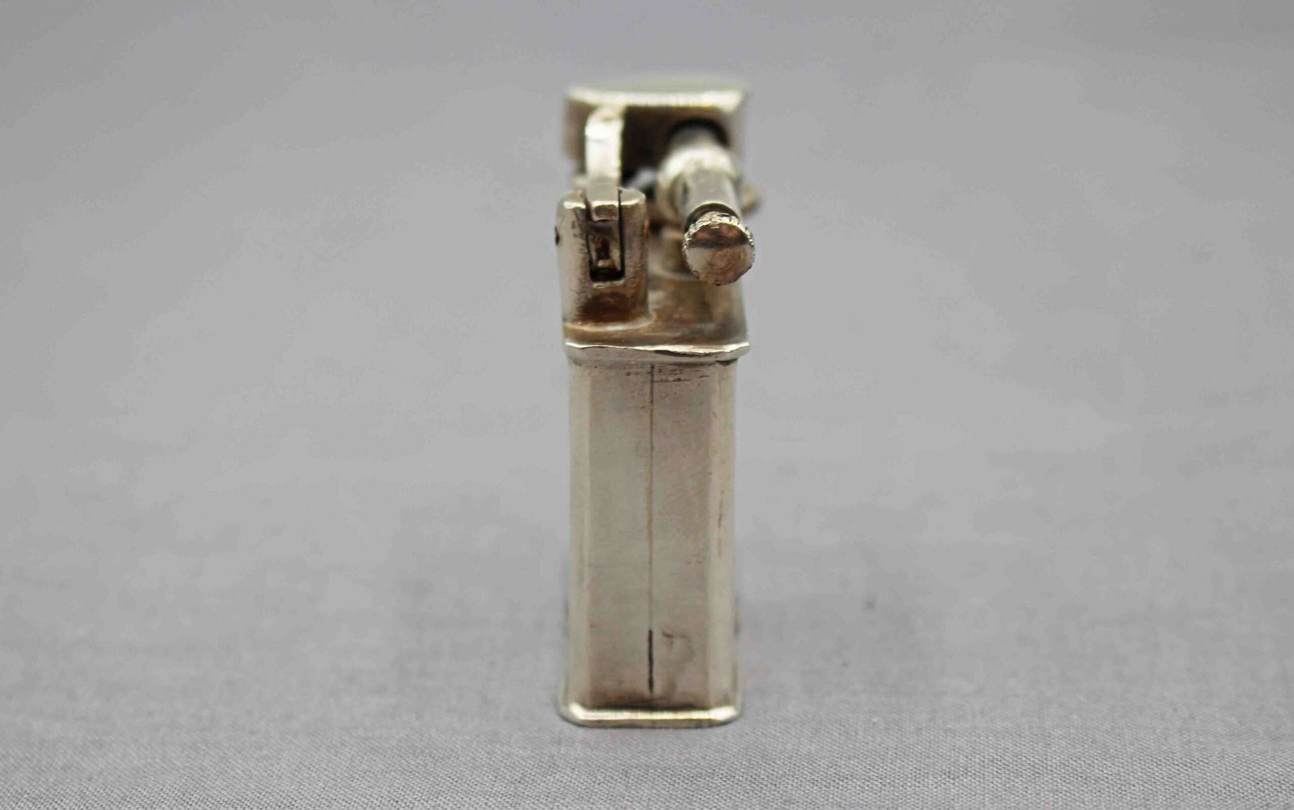 WSI-10480z: C. 1940s-50s Sterling Silver Lighter Engraved with an Aztec Calendar - Image 6