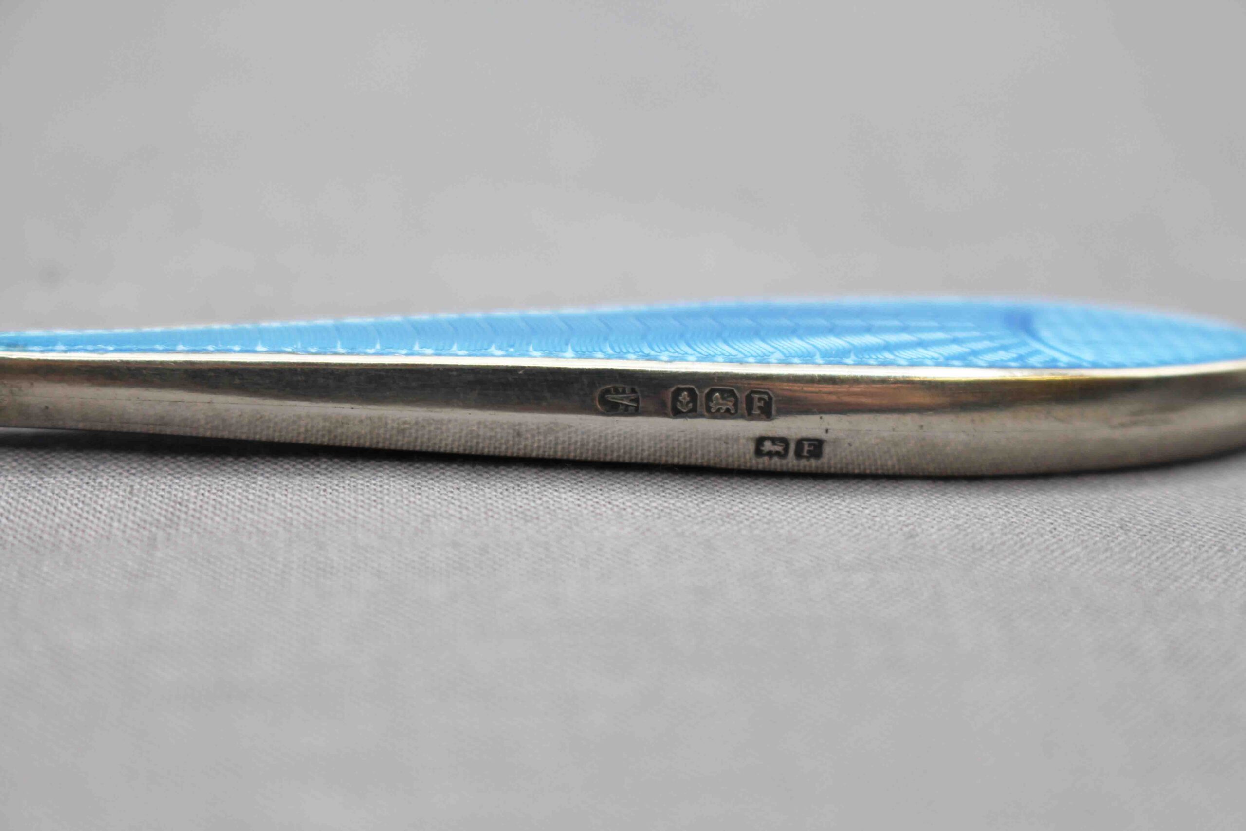 WSI-10486z: 1930 Sterling Silver and Enamel Nail File and Cuticle Pusher Set - Image 3