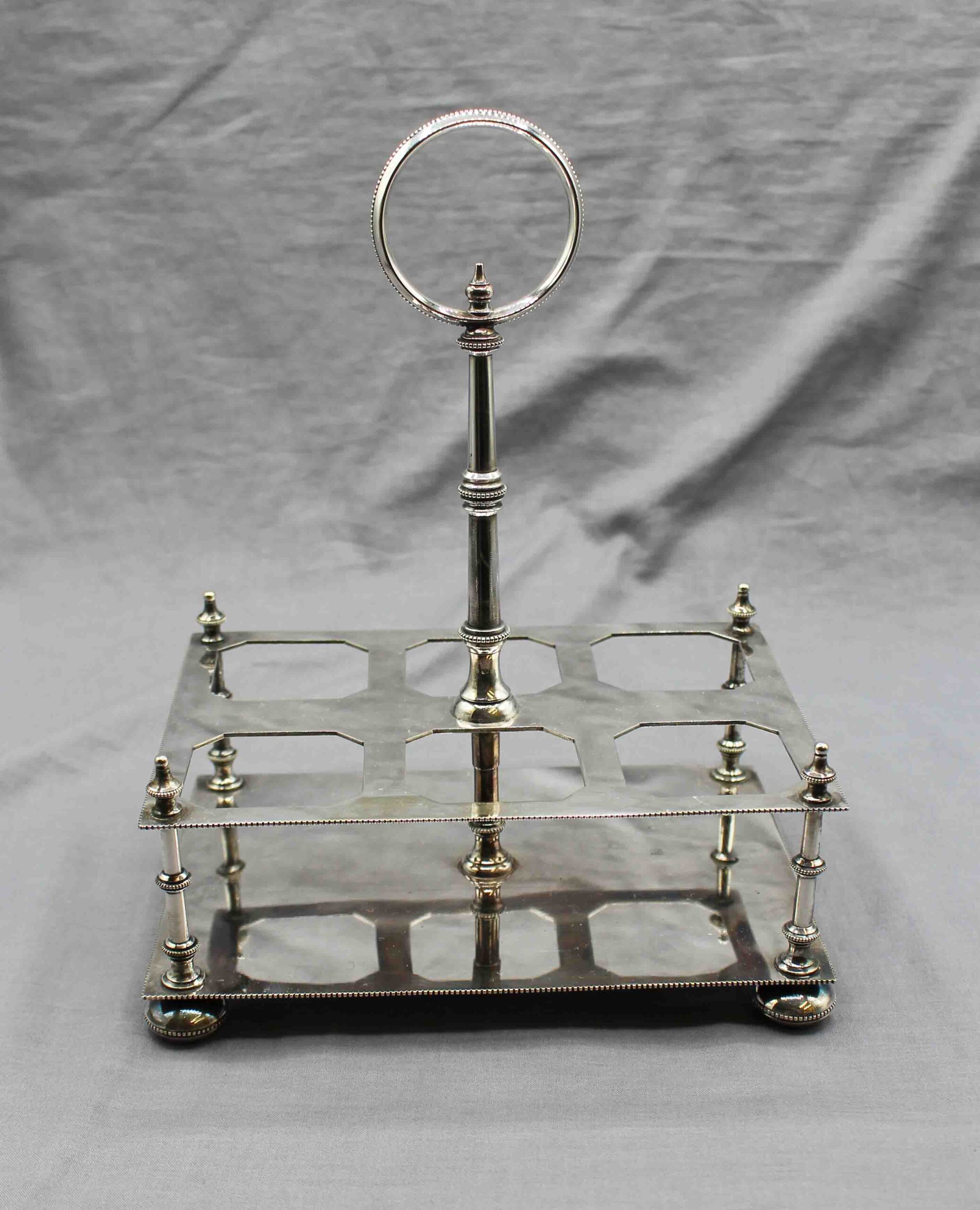 WSI-10501z: Circa 1880 English Silver Plate & Cut Glass Cruet Set - Image 2