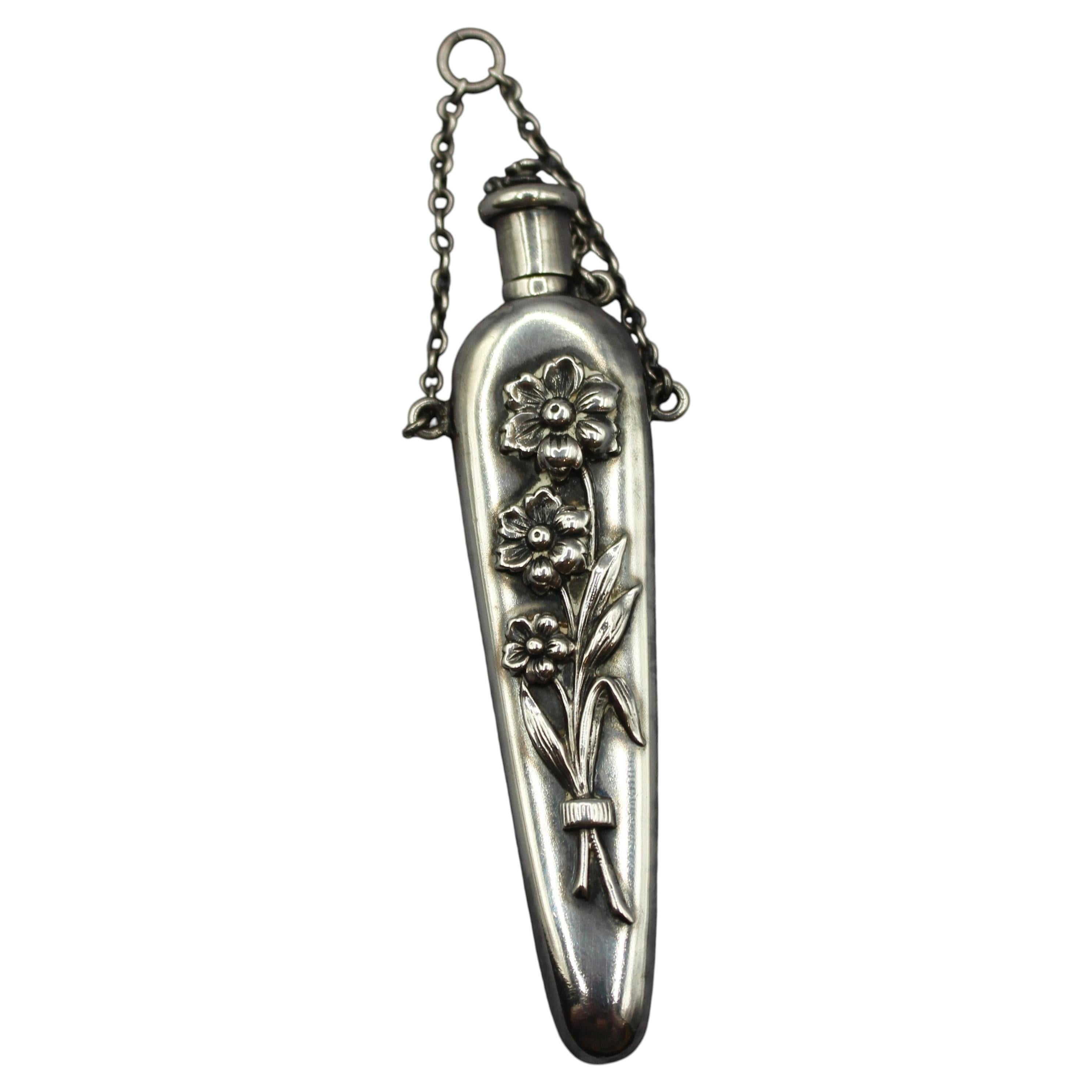 WSI-10522z: Circa 1890s American Sterling Silver Chatelaine Scent Bottle