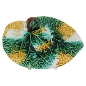 WCI-9141z: Circa 1870s English Majolica Begonia Leaf Sweetmeat Dish