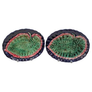 WCI-9142z: Circa 1880s English Pair of Majolica Begonia Leaf Sweetmeat Dishes