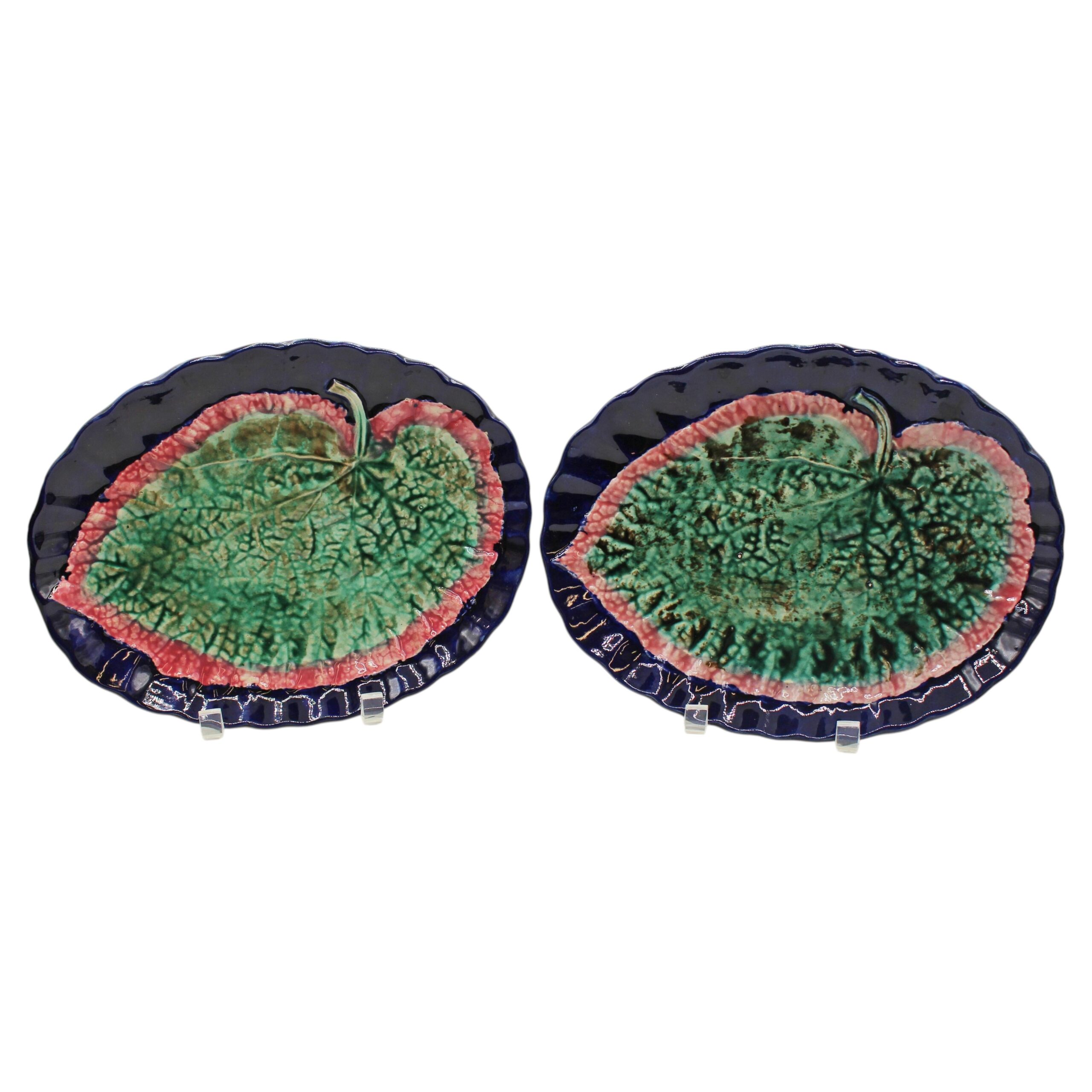 WCI-9142z: Circa 1880s English Pair of Majolica Begonia Leaf Sweetmeat Dishes