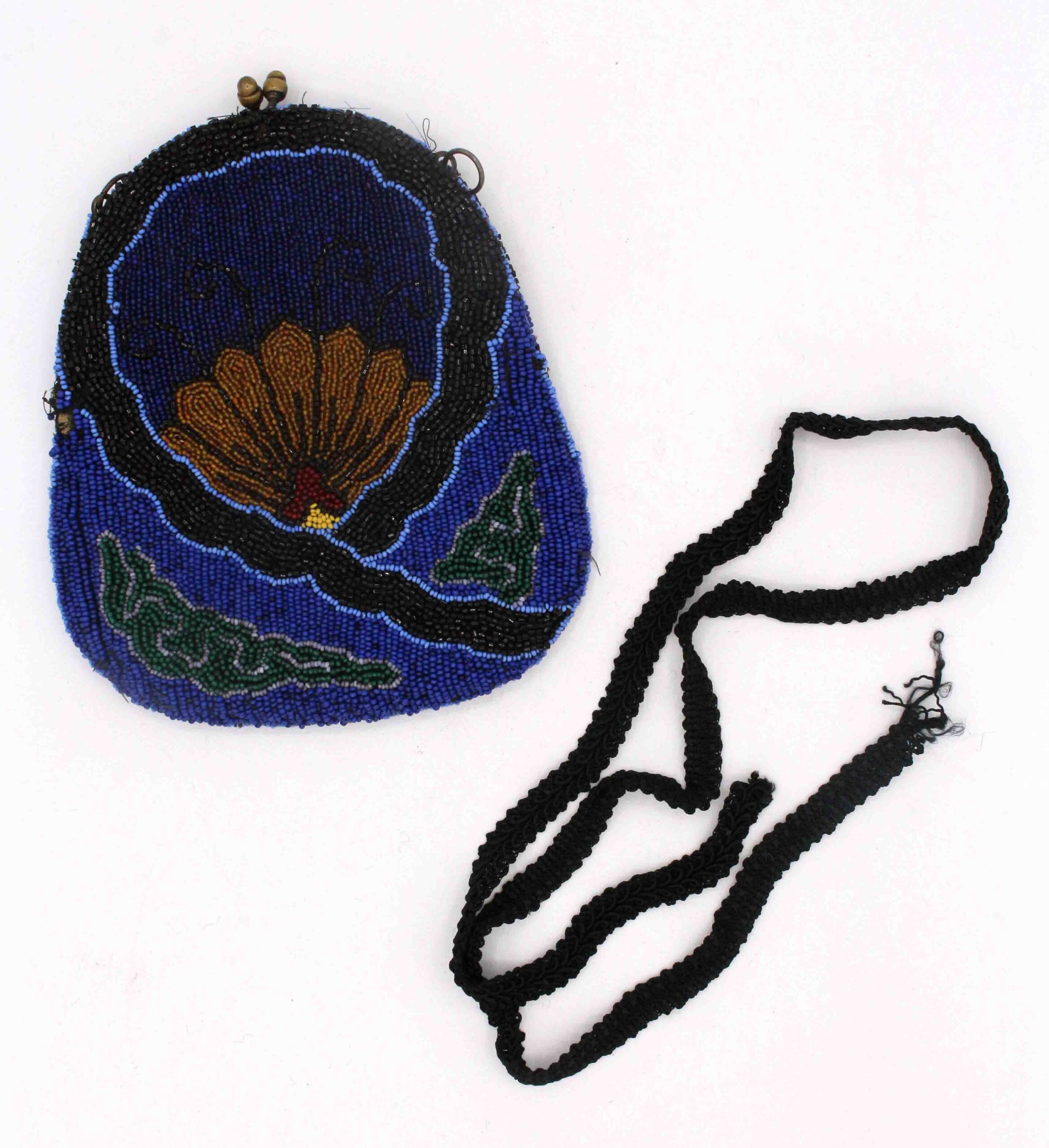 WCO-3547z: Circa 1930s-1940s Oceanic Motif Beaded Evening Bag - Image 3