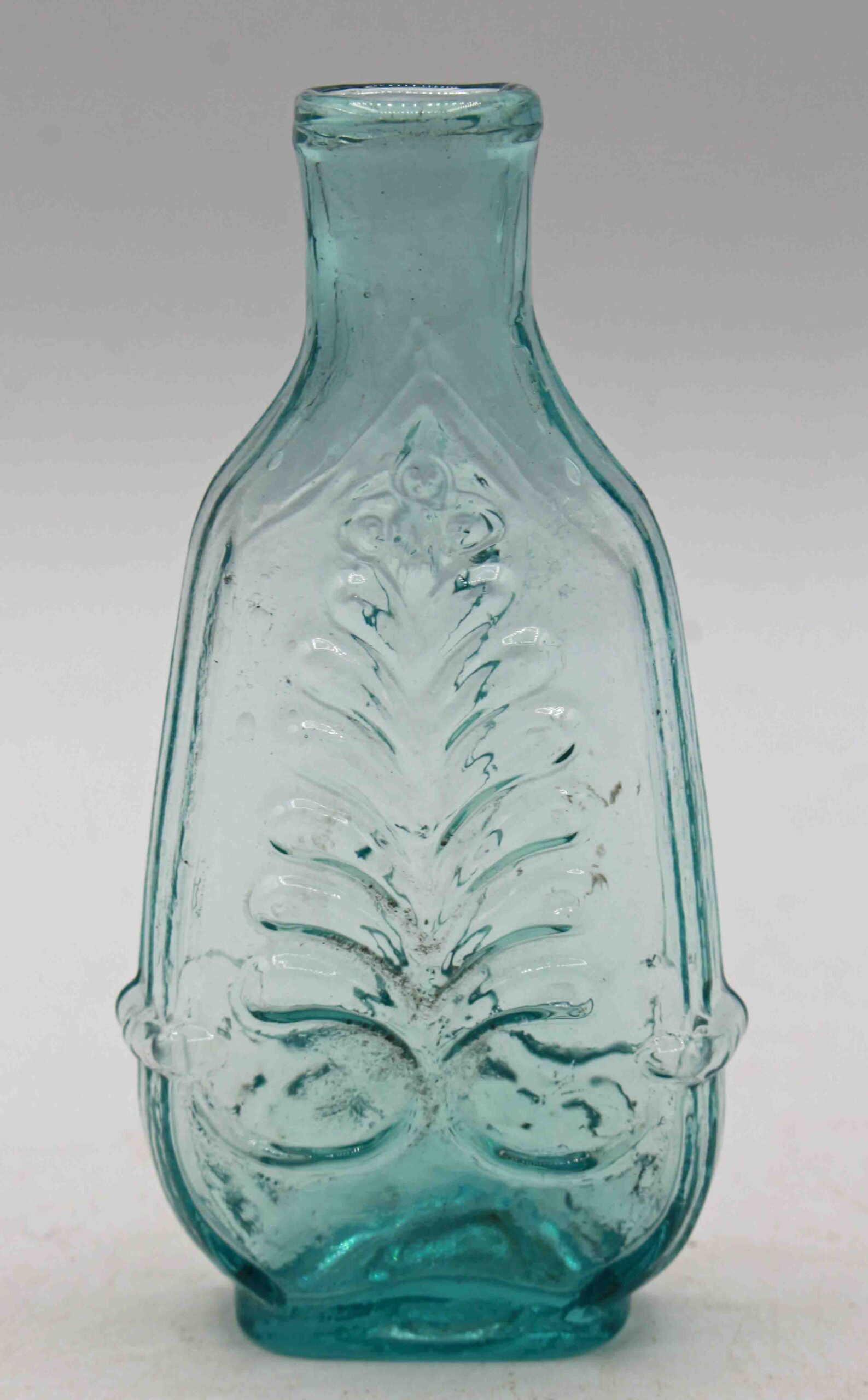 WG-3013z: c. 1840-60 American Dark Aquamarine Glass Cologne Bottle - Image 2