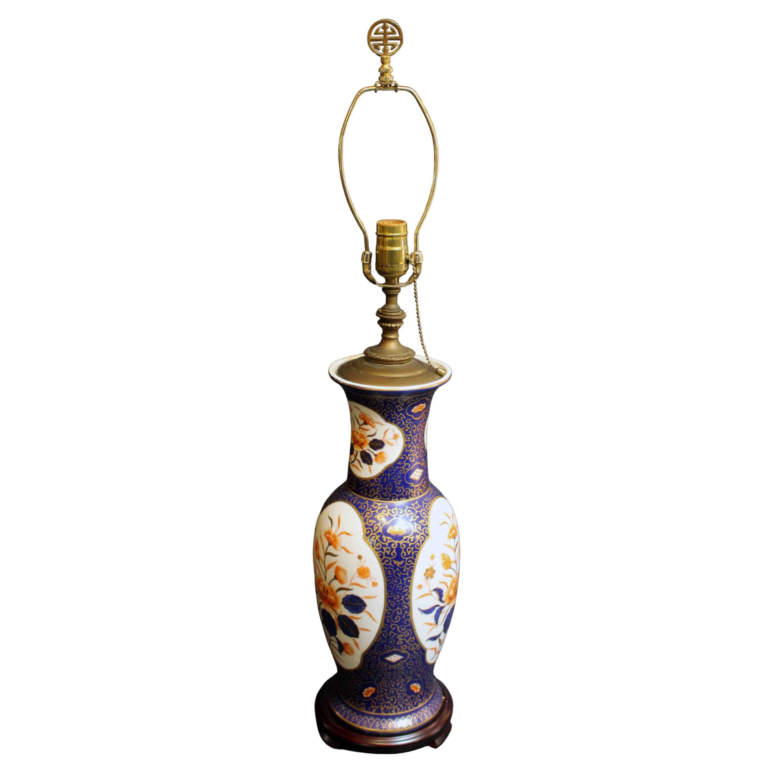 WL-1533z: Circa 1900-1920 Japanese Vase Mounted as a Lamp