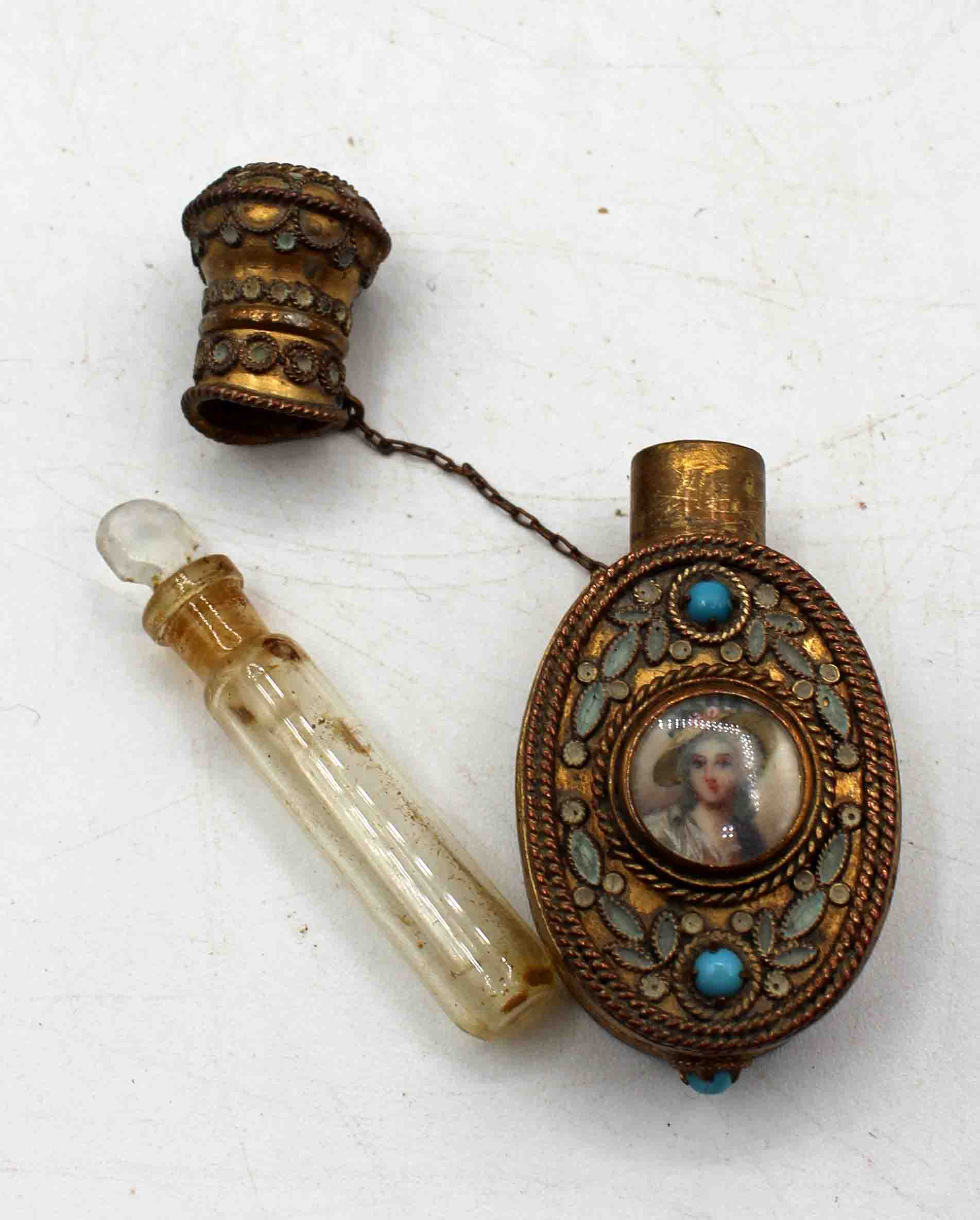 WMI-3857z: Circa 1900 European Gilt Brass Filigree & Enamel Scent Bottle - Image 2