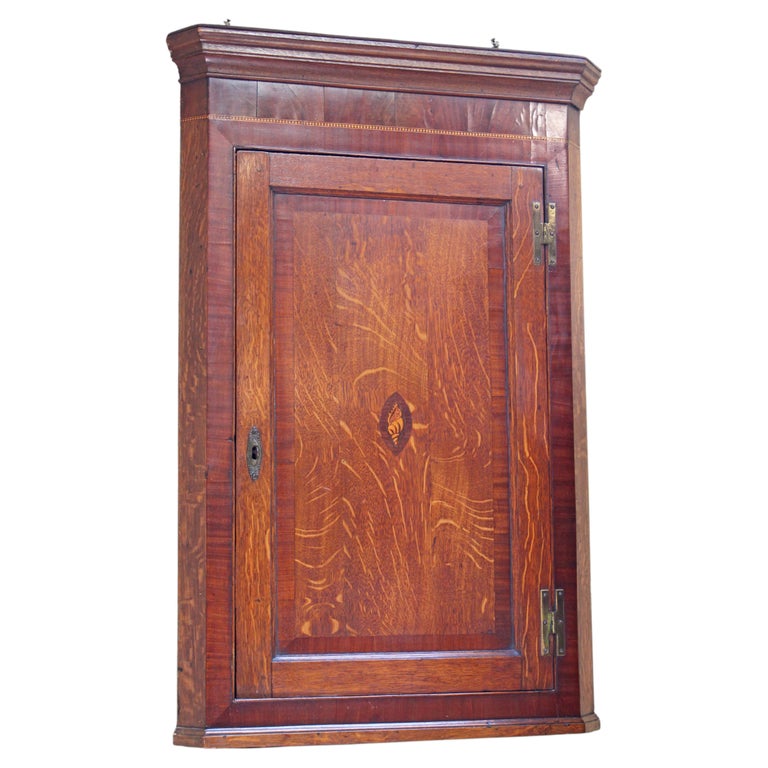 WFO-2671: Circa 1830 Georgian Hanging Corner Cabinet