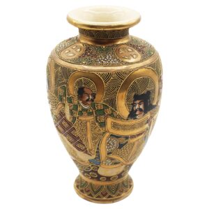 WCI-9309z: Circa 1900 Japanese Porcelain Rinzan Workshop Satsuma Vase