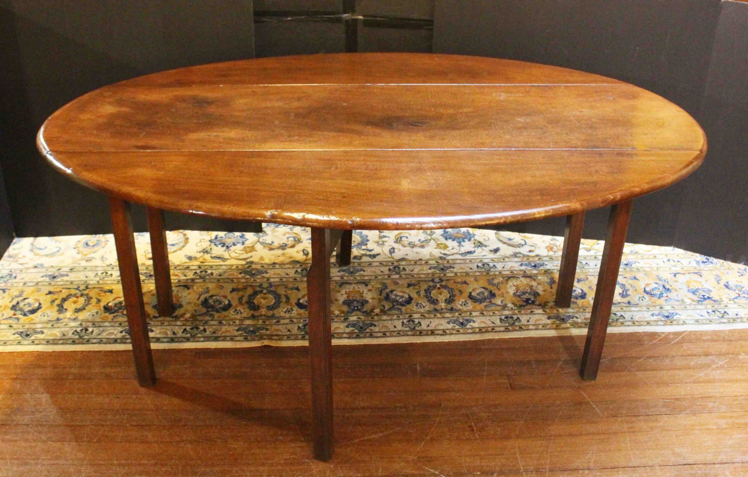 WDT-526z: Circa 1765-1780 Irish Wake Table of Hunt Table - Image 3