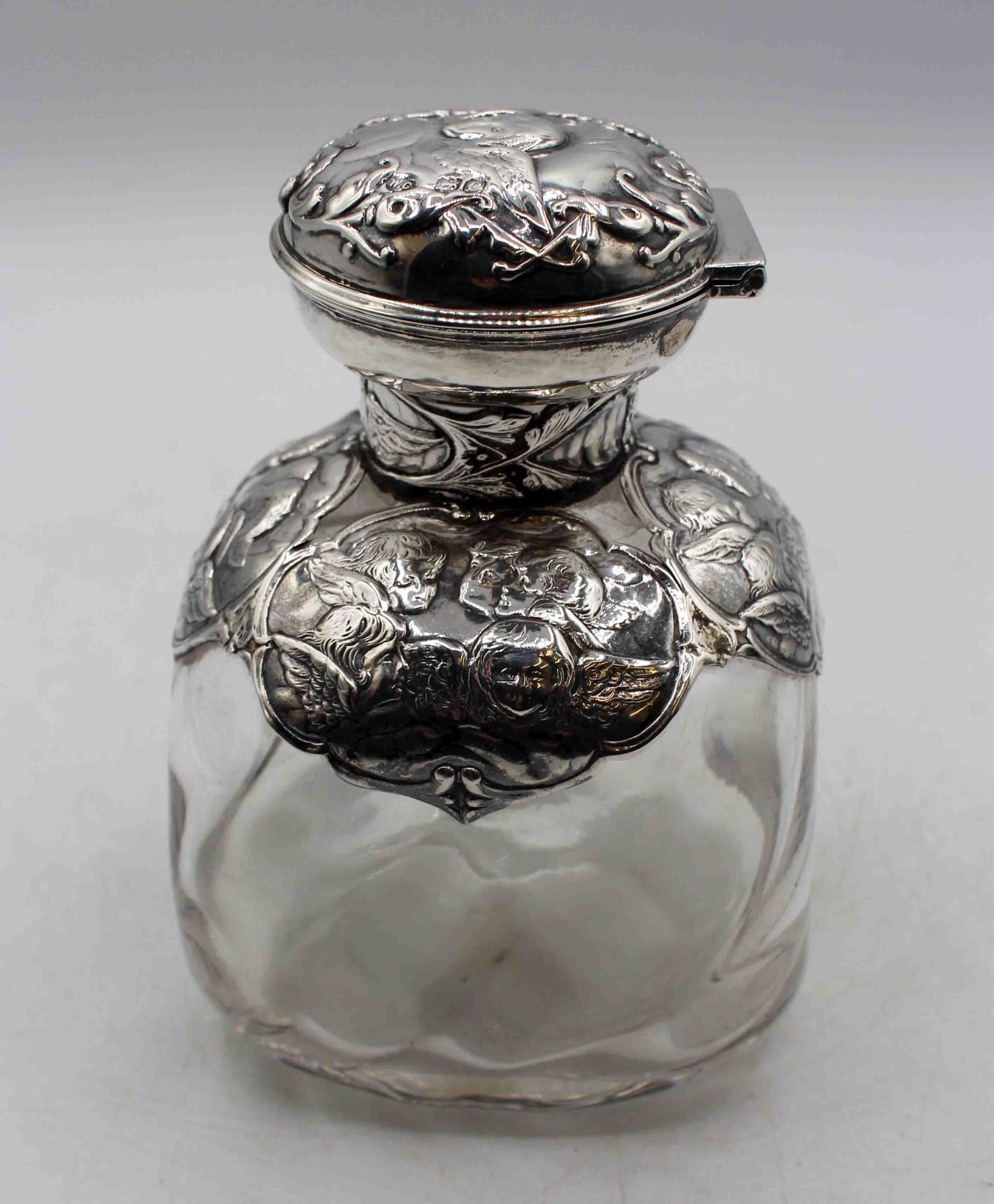 WG-2949z: 1898 English Sterling Silver and Blown Glass Scent Bottle - Image 4