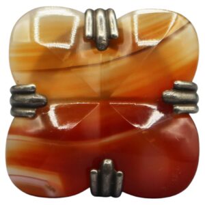 WJ-1278z: Mid-Late 20th Century Banded Carnelian Agate & Sterling Ring